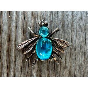 Vintage Rhinestone Bee Brooch Pin Antique Silver-Tone Insect Jewelry With Blue S